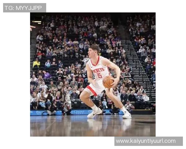 乌度卡坦言防守失误未能有效应对乔治与马卡的身体对抗挑战 乌度卡坦言防守失误未能有效应对乔治与马卡的身体对抗挑战